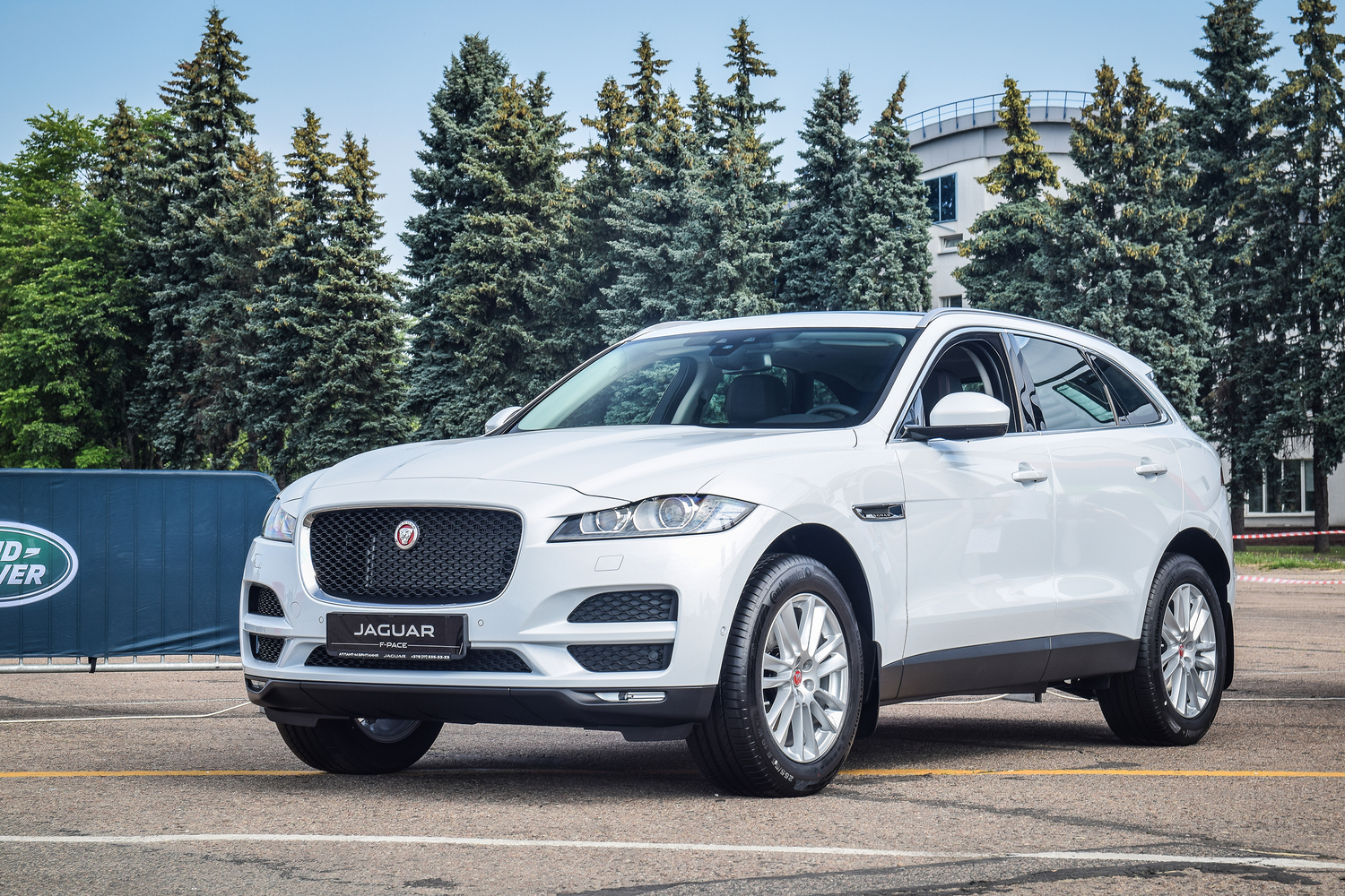 Discover Why the Jaguar F-PACE Is Your Next Premium SUV Choice