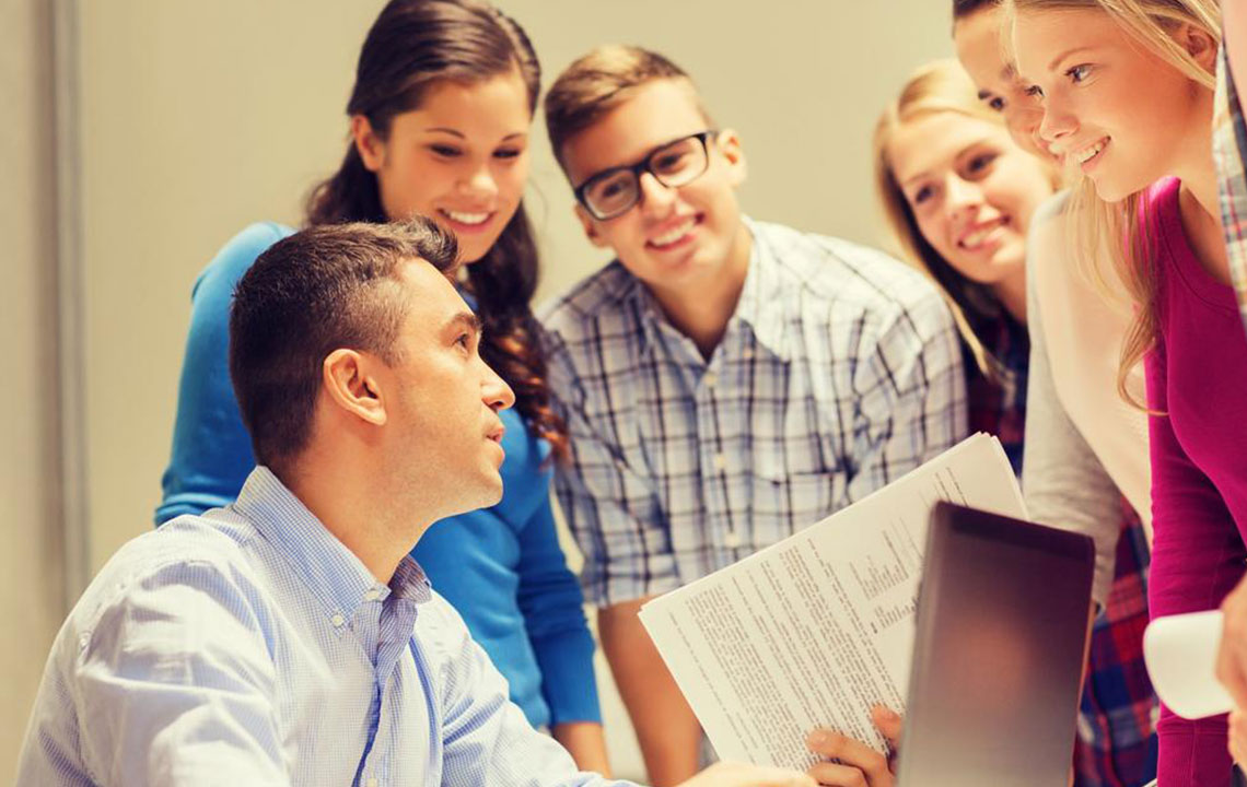 Advantages and Disadvantages of Free Online High School Diplomas