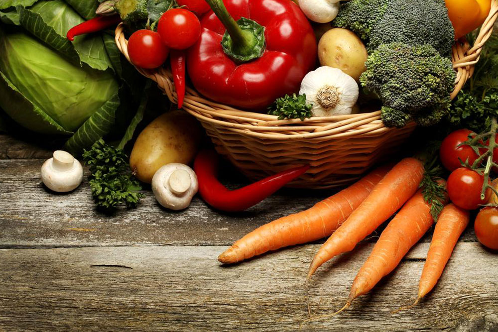Effective Foods to Reduce Bloating and Promote Digestion