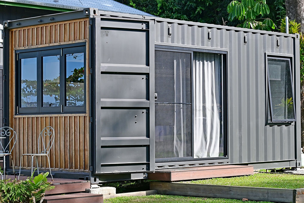 Innovative Container Homes: Design Ideas, Permitting Guide, and Buying Tips