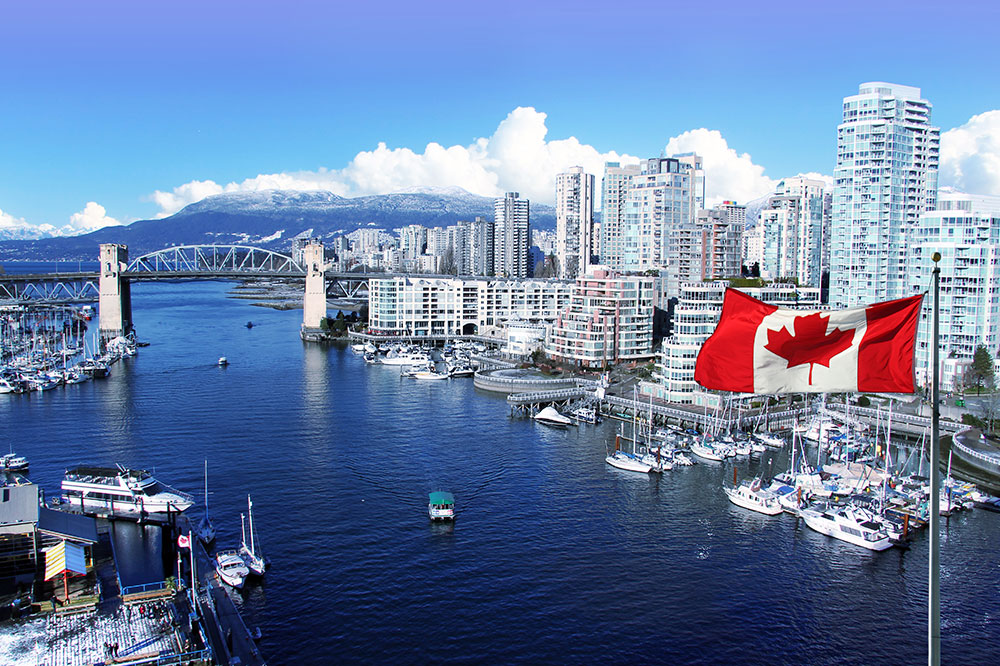 Guide to Moving to Canada: Reasons and Procedures
