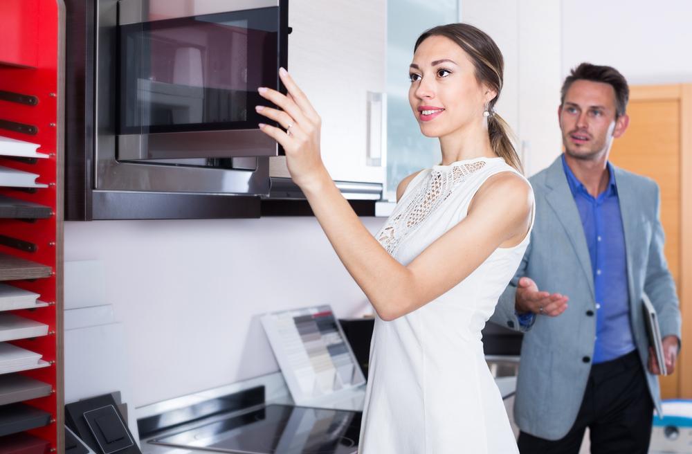 Comprehensive Guide to Microwave Cooking Benefits and Safety
