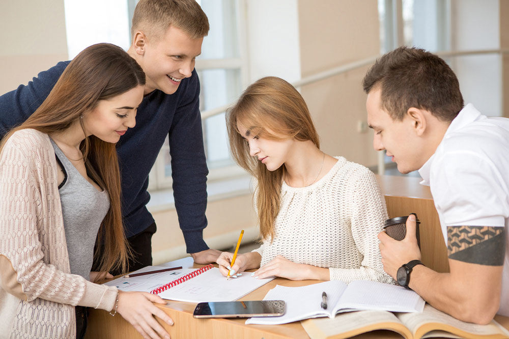 Effective Strategies for Creating Top-Notch Exam Revision Guides
