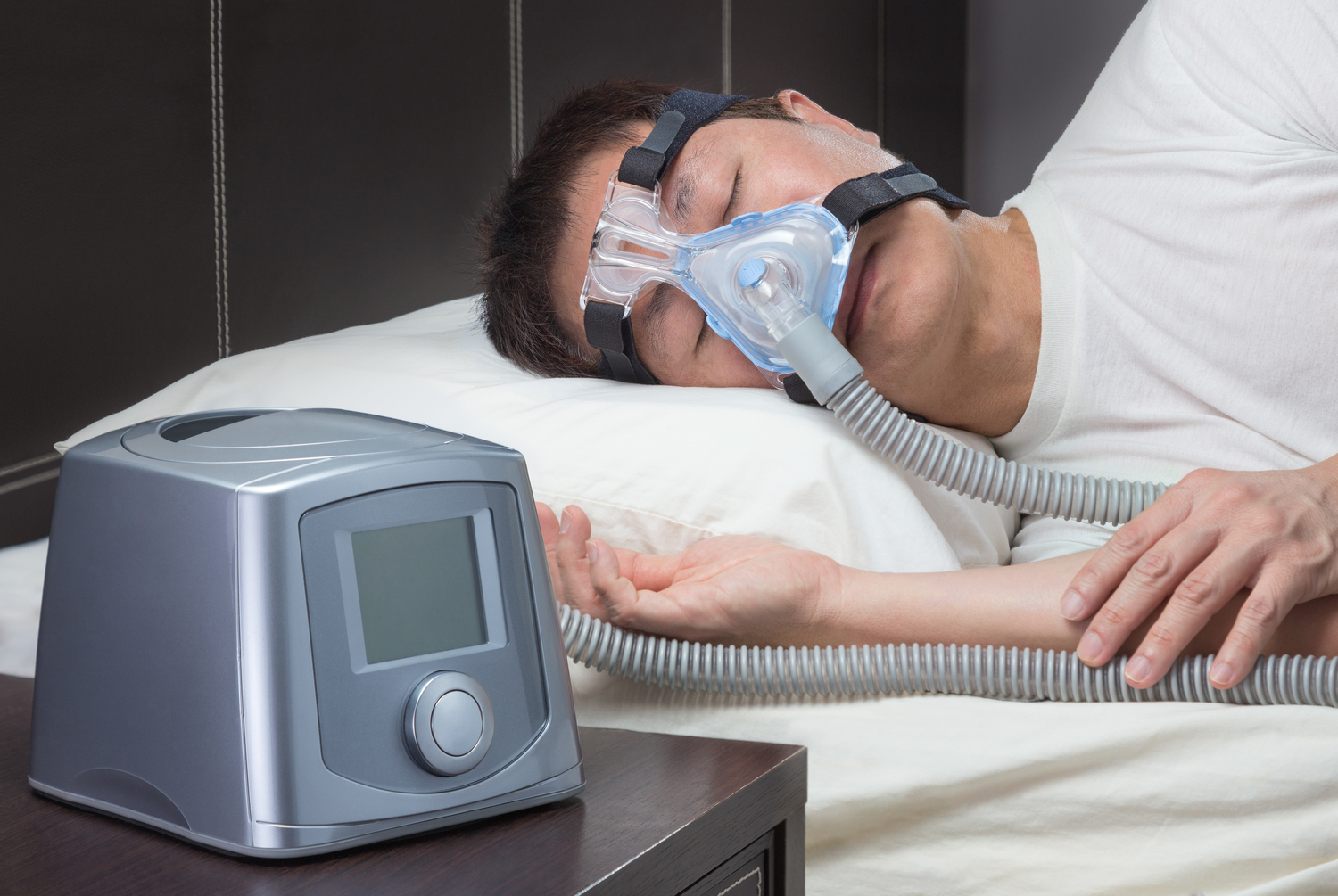 Understanding the Key Causes and Risk Factors of Sleep Apnea