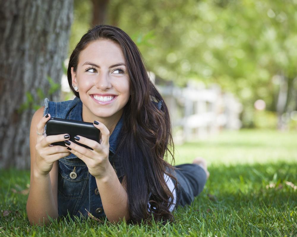 Top Advantages of Using Prepaid Mobile Phones
