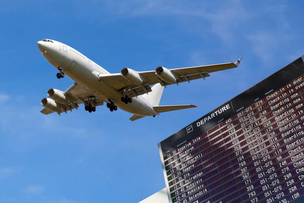 Maximize Travel Savings with Airline Reward Cards and Miles