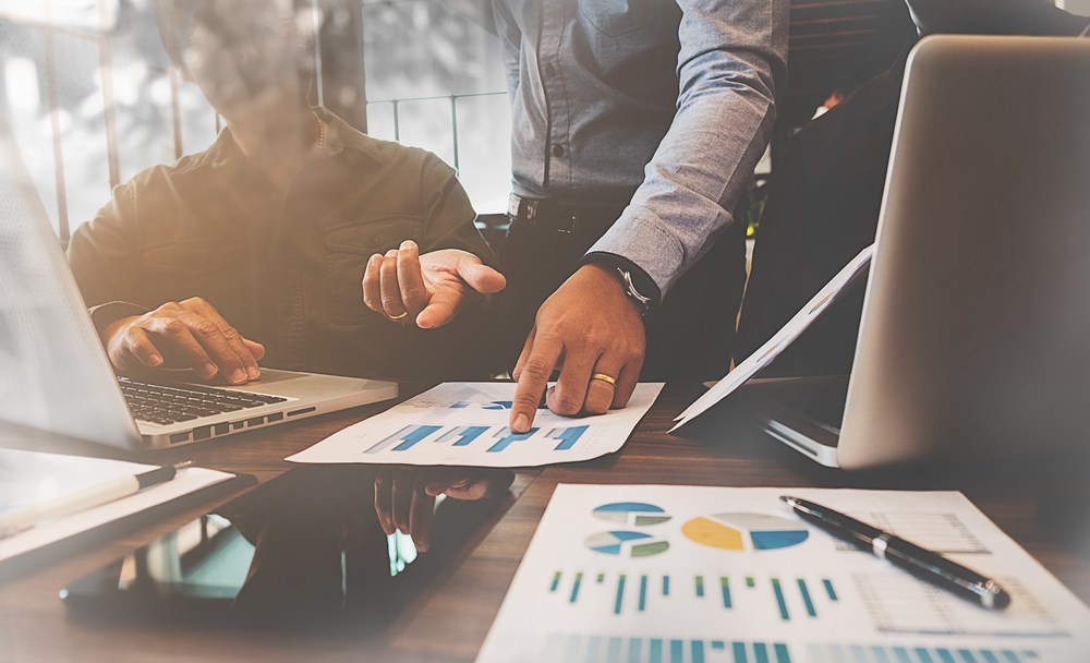Advantages of Pursuing a Business Management Degree Online