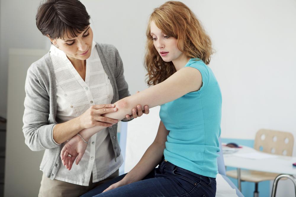 Comprehensive Guide to Chronic Plaque Psoriasis: Causes, Symptoms, and Effective Management Strategies