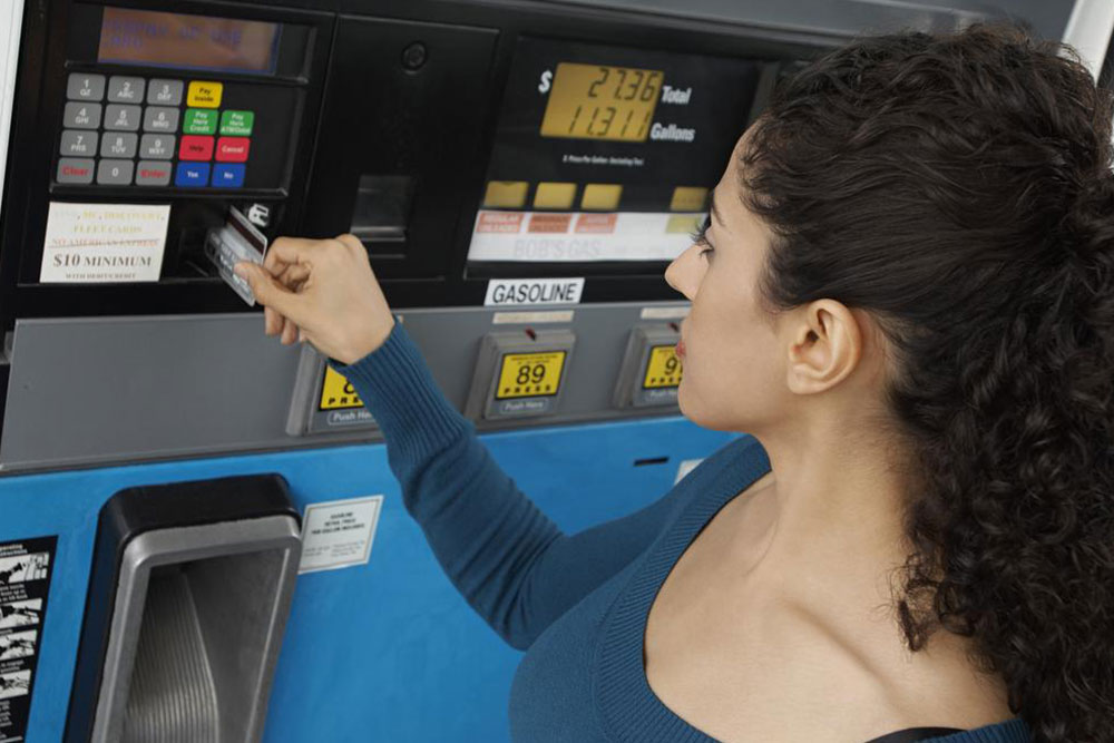 Top 10 Fuel Rewards Credit Cards for Savings