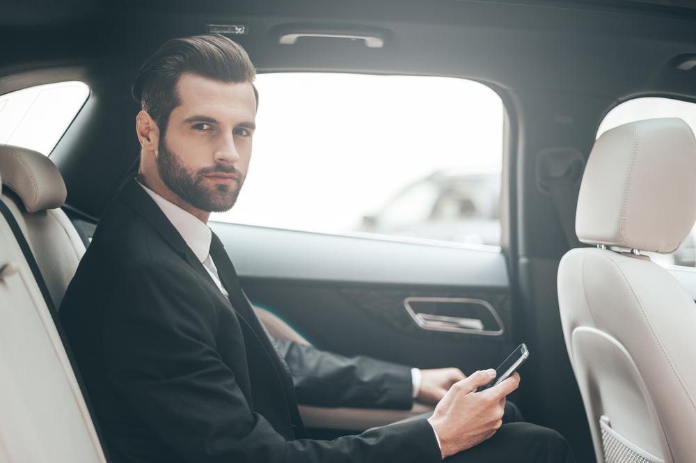 Benefits of Choosing Certified Pre-Owned Luxury Vehicles