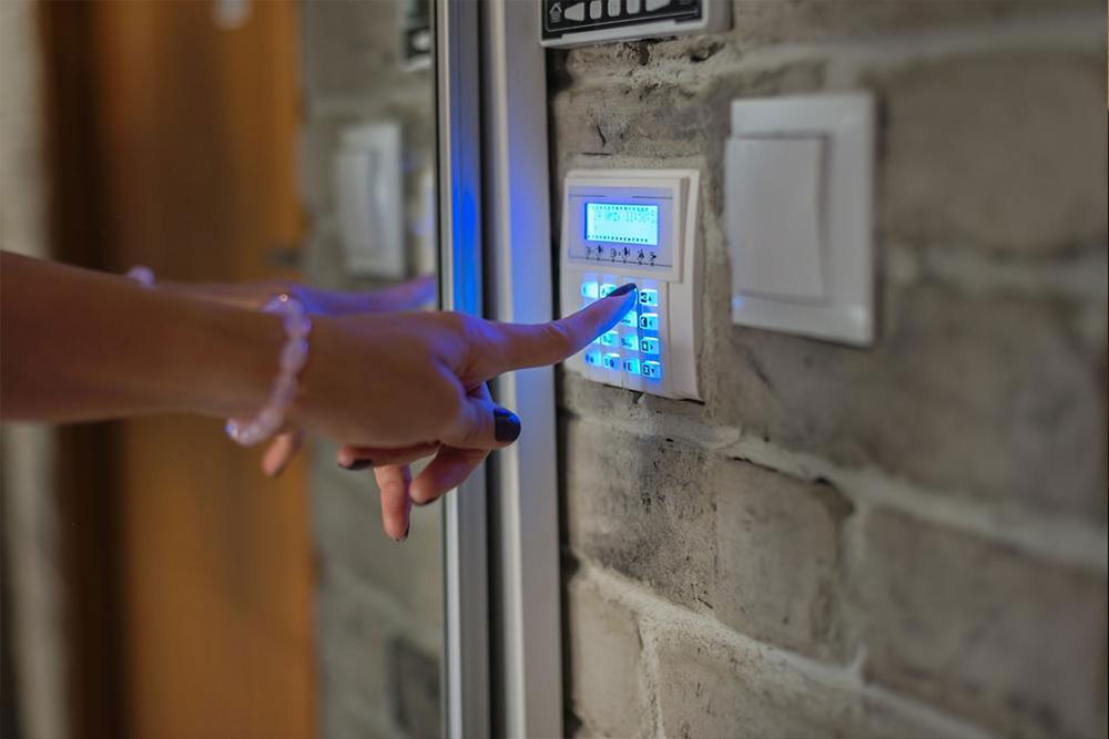 Affordable Home Security Solutions: Top 3 Budget-Friendly Alarm Systems