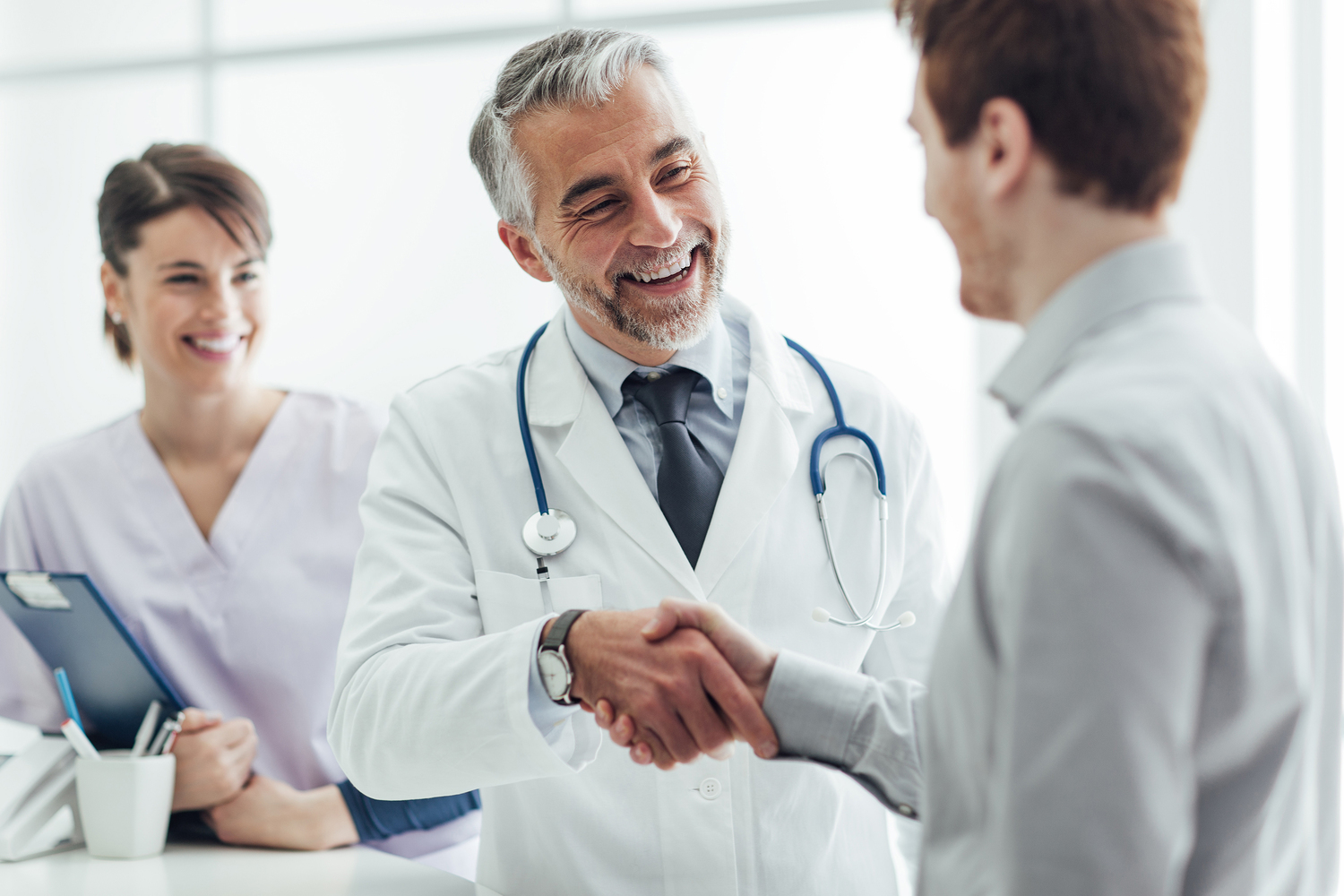 Understanding Carotid Artery Blockage: Symptoms and Treatment Options