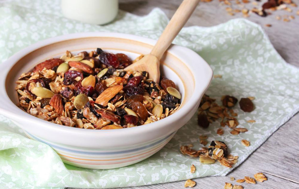 Managing Cholesterol Through Diet: Foods to Eat and Avoid