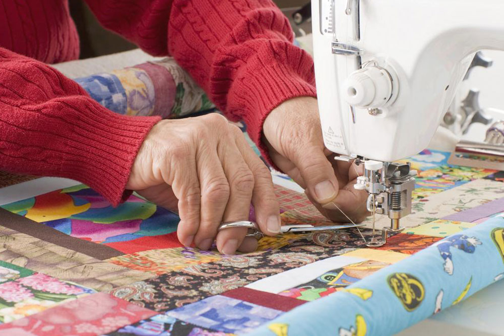 Comprehensive Guide to Selecting and Caring for Full-Size Quilts
