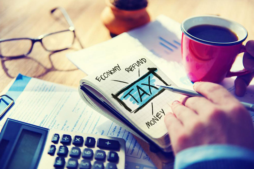 Strategies to Minimize Financial Risk via Tax Planning