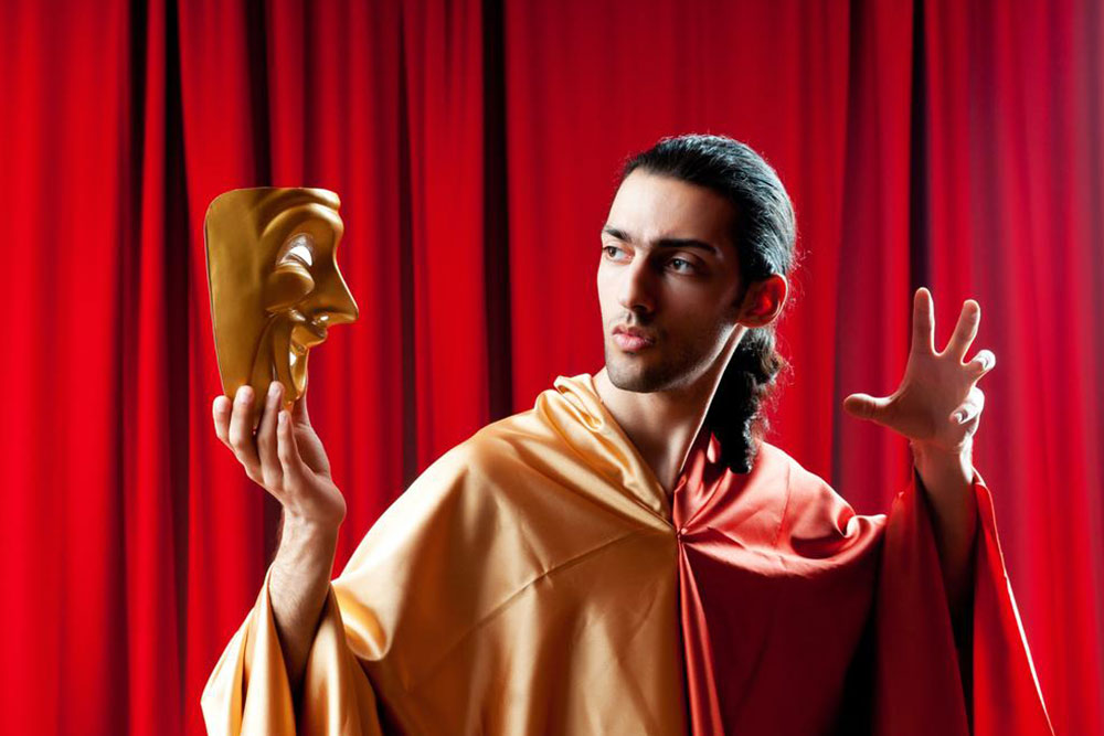 Pathway to Becoming a Professional Theater Performer