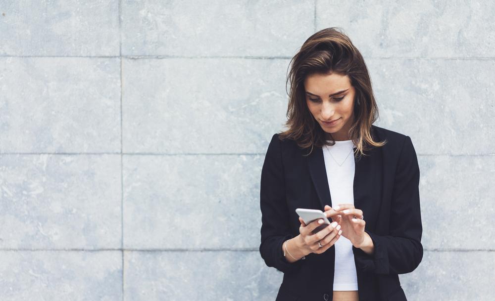A Guide to Jitterbug Cell Phone Plans for Seniors