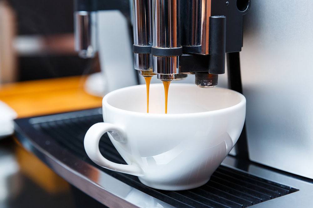 Top Smart Coffee Makers to Grab This Cyber Monday