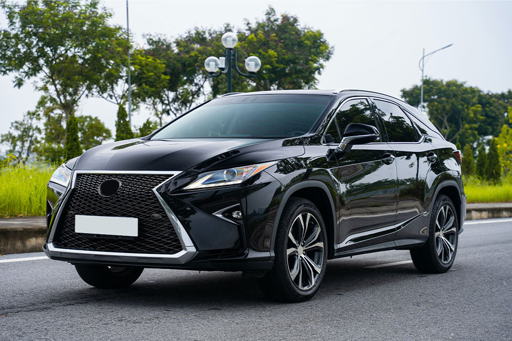Ultimate Specifications of the Lexus ES 300h Luxury Sedan