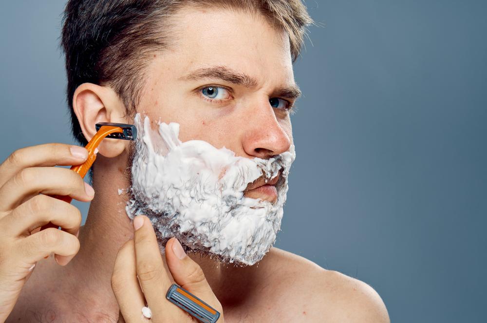 Choosing the Perfect Razor for a Close, Comfortable Shave