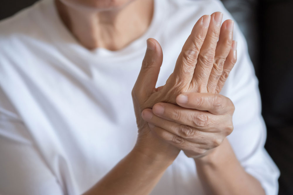 Top 5 Nutritious Snacks to Soothe Rheumatoid Arthritis Discomfort