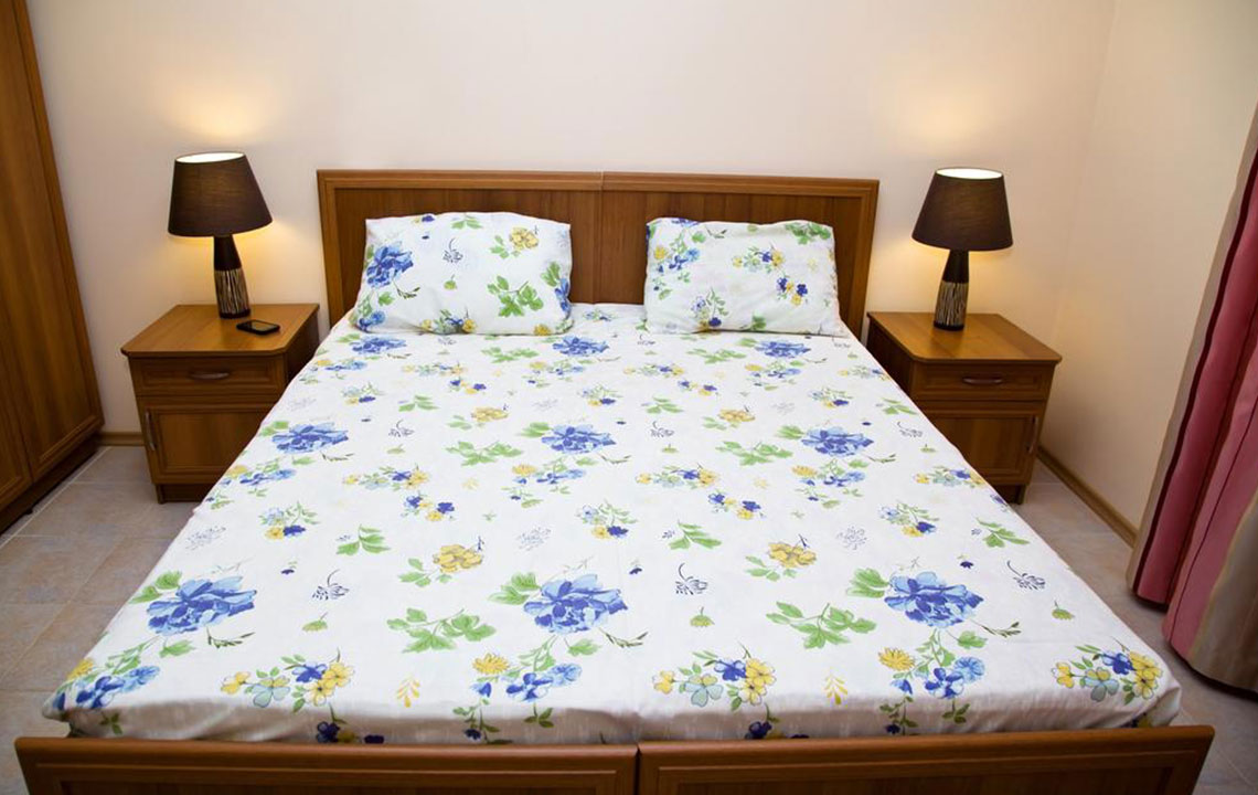 Comprehensive Guide to Mattress Types: Benefits and Drawbacks for Better Sleep