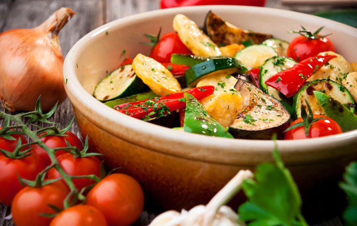 Diet Tips and Foods to Limit for Multiple Sclerosis Management