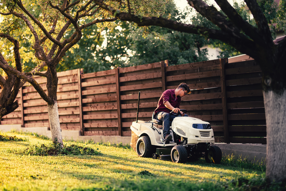 Comprehensive Guide to Lawn Care with Advanced Tractor Equipment