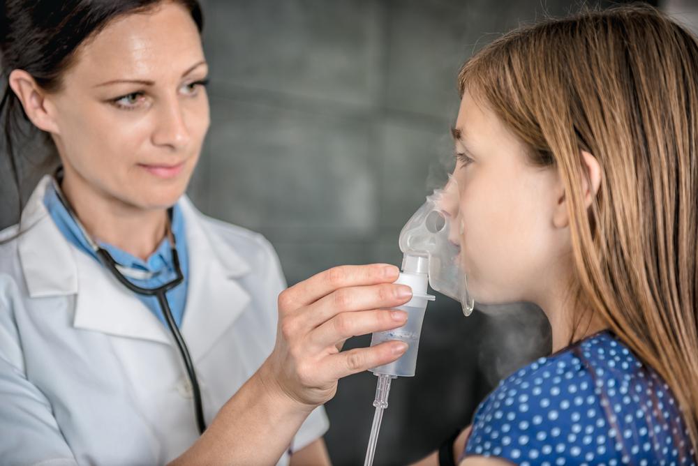 Choosing Between Renting and Buying a Portable Oxygen Machine