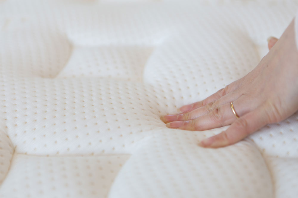 Enhance Your Sleep Quality with the Benefits of Choosing a Saatva Mattress