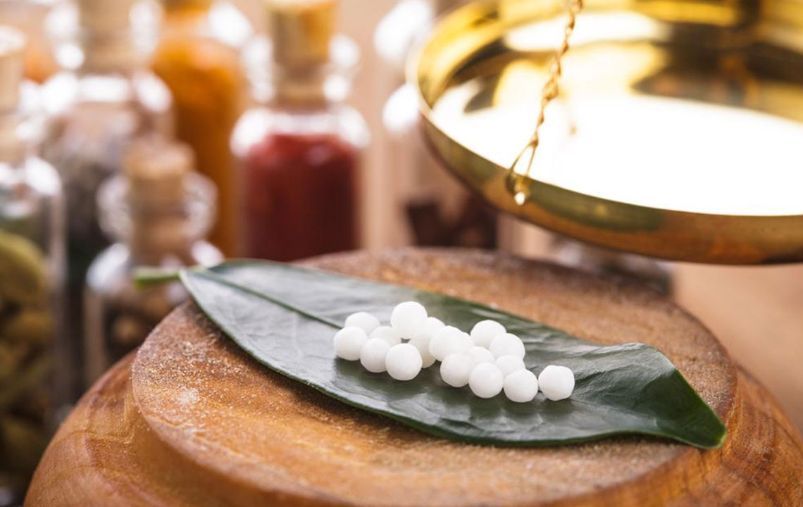 Effective Natural Strategies to Promote Hair Regrowth