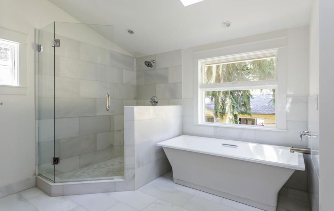 Essential Guidelines Before Installing a Walk-In Shower Bathtub