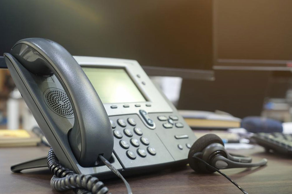 The Significance of 800 Toll-Free Numbers in Business Communication