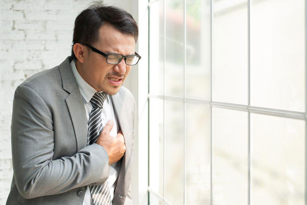 Understanding Congestive Heart Failure: Causes, Symptoms, and Treatment Strategies