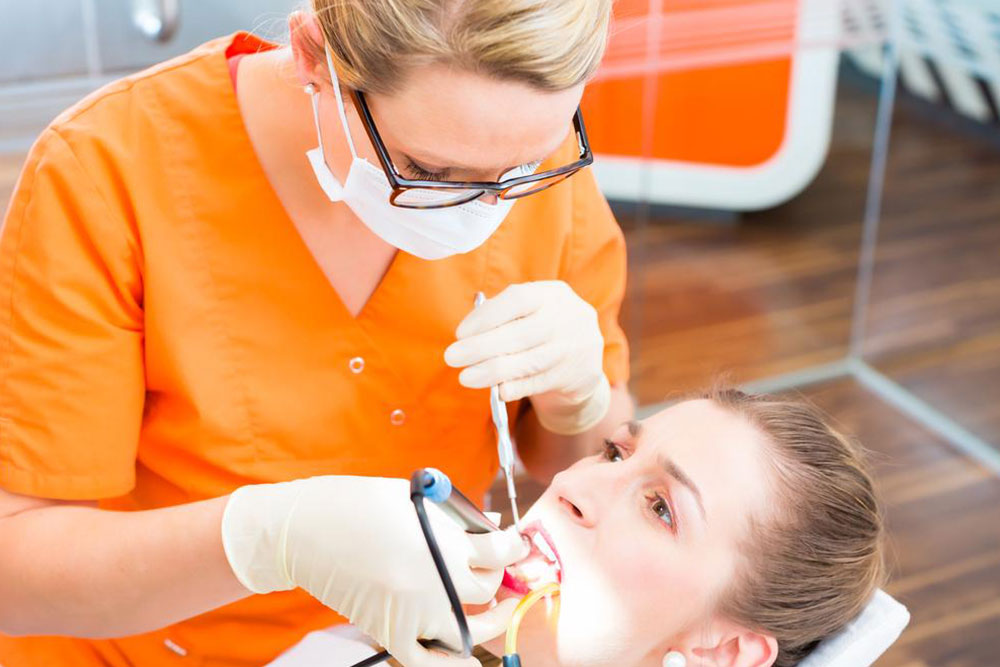 Effective Strategies for Maintaining Oral Hygiene and Preventing Plaque Buildup