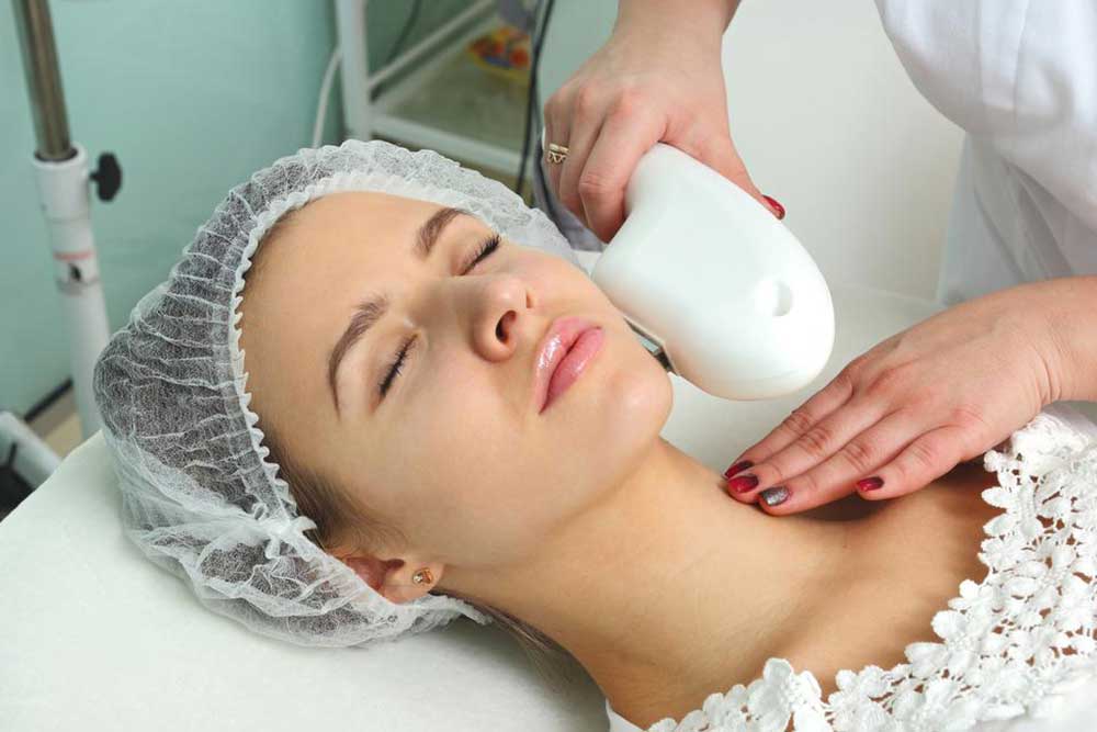 Effective Facial Hair Removal Techniques for Women