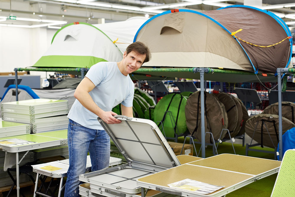 The Benefits of Adjustable Height Collapsible Tables for Modern Living