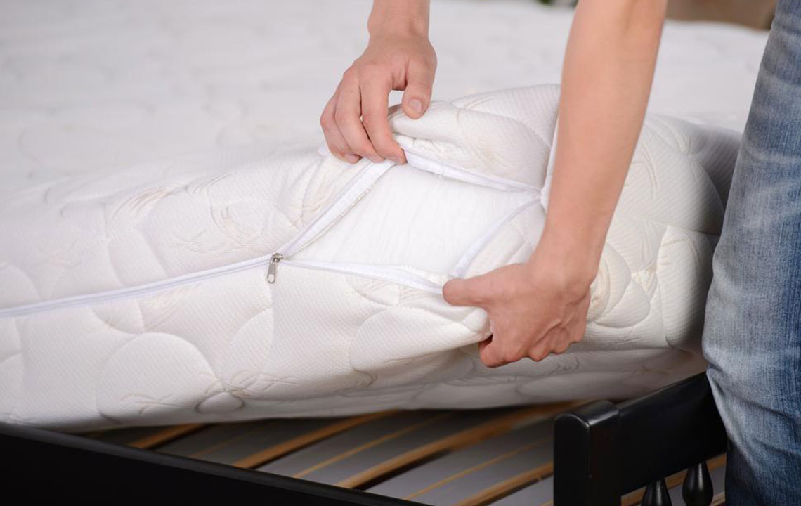 Guide to Selecting Cozy Winter Daybed Covers