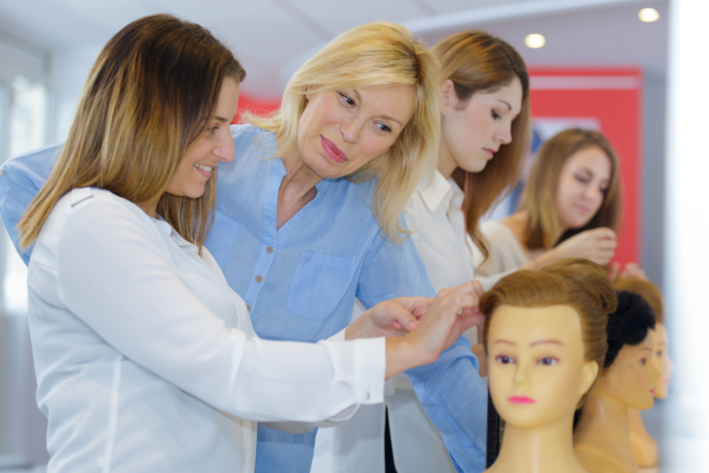 Top Cosmetology Schools in the United States: Your Guide to a Glamorous Career
