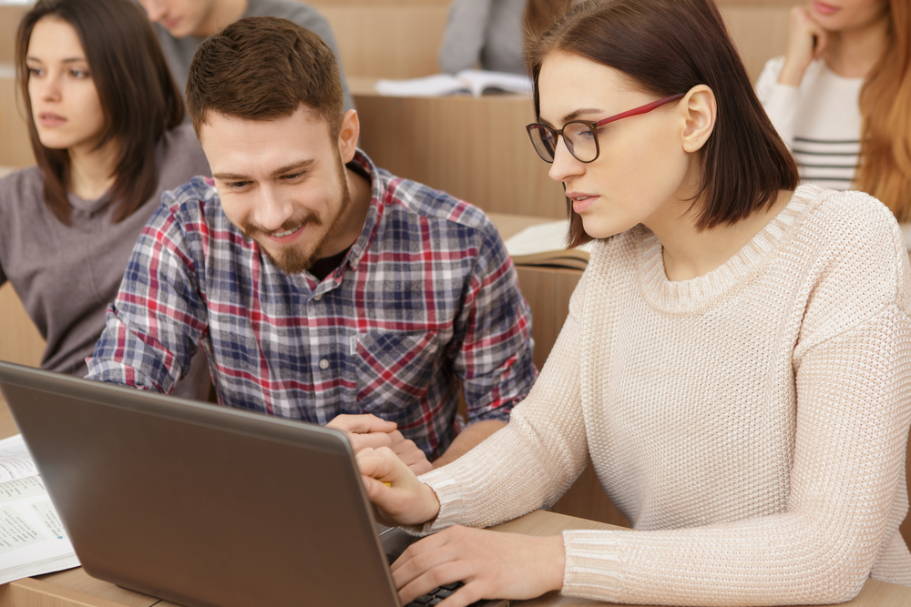 Top 5 Online Community Colleges to Kickstart Your Career