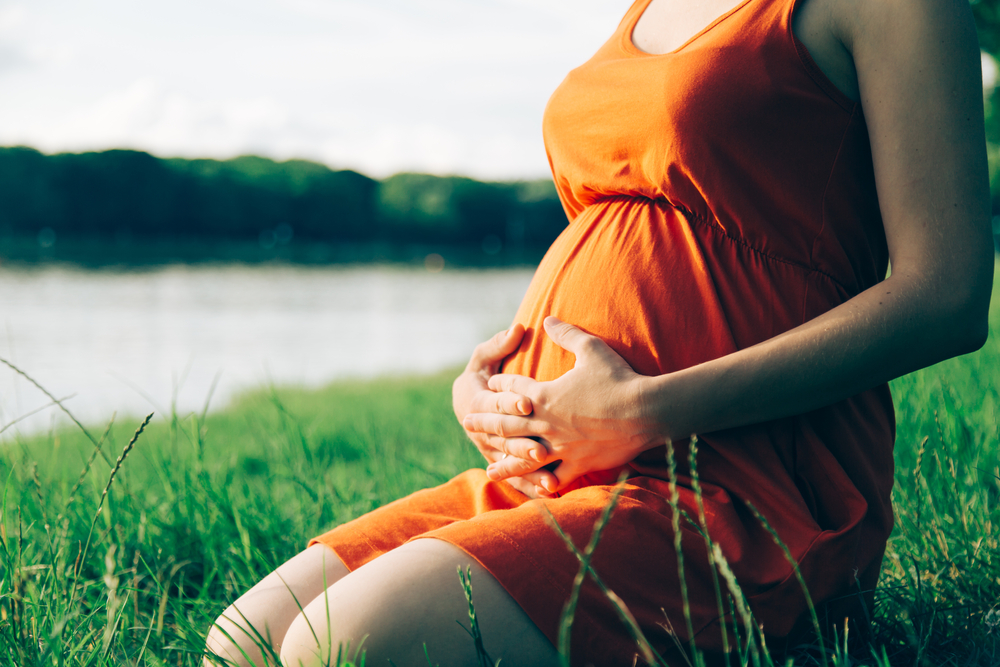 Ultimate Guide to Choosing Comfortable and Trendy Maternity Wear for Expectant Mothers