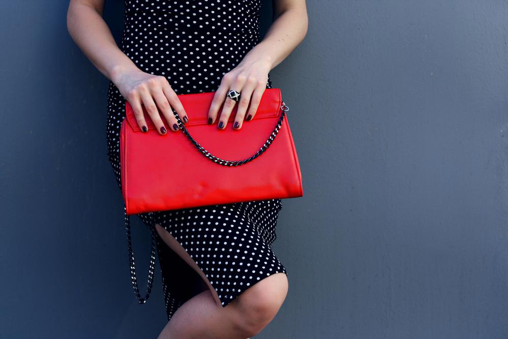 Stylish Summer Handbags by Anuschka: Artful & Vibrant Designs