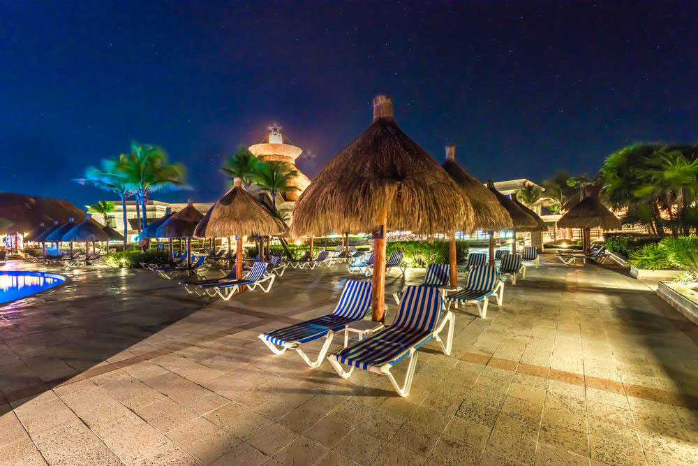 Ultimate Guide to Luxury Beach Resorts and All-Inclusive Vacation Packages in the Bahamas