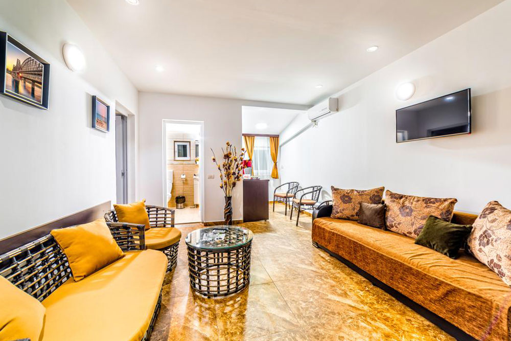 Essential Tips for Choosing the Perfect Studio Apartment