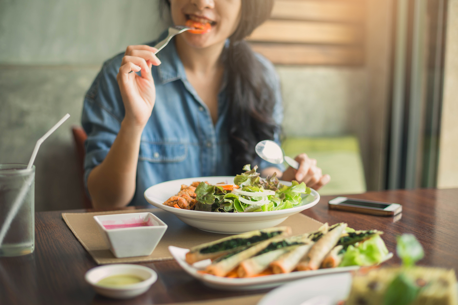 Enhance Your Gut Health with Fiber-Rich Foods to Support Melanoma Prevention and Recovery