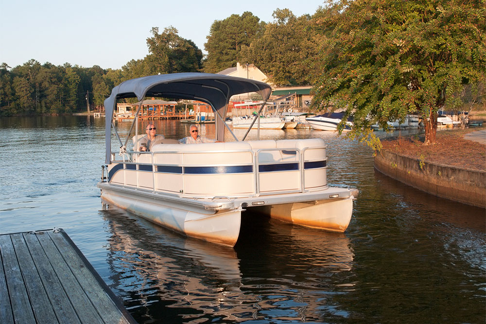 Top 6 Accessories to Upgrade Your Pontoon Boat Experience