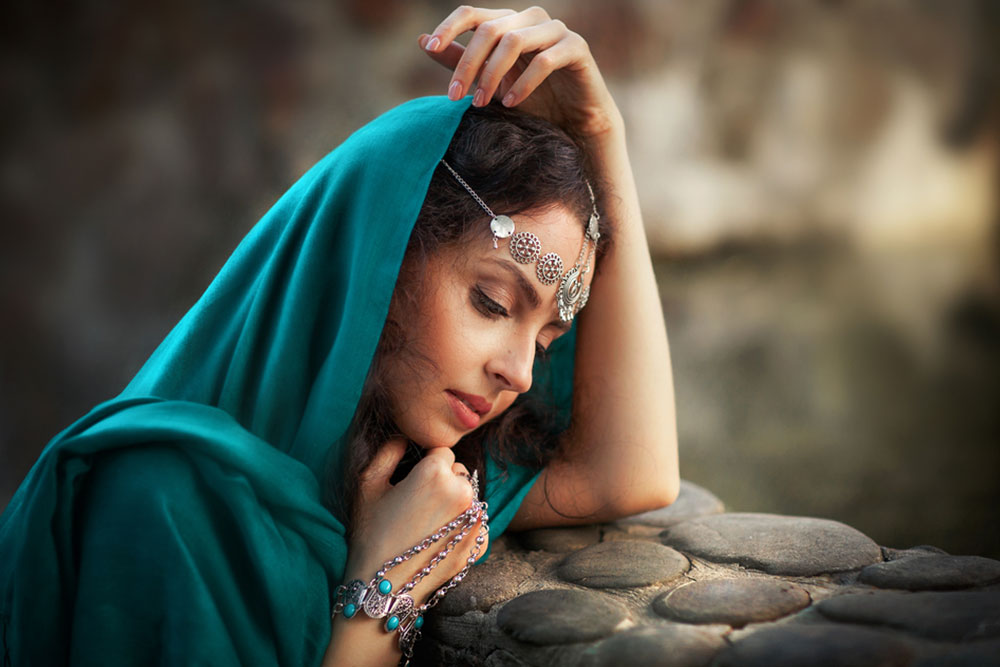 Top Trendy Smart Jewelry Features To Explore