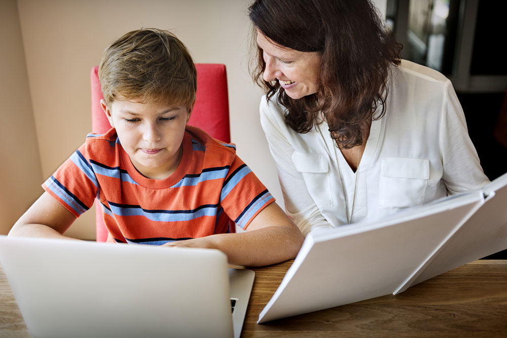 Comprehensive Guide: 11 Essential Strategies for Choosing the Perfect Homeschool Curriculum