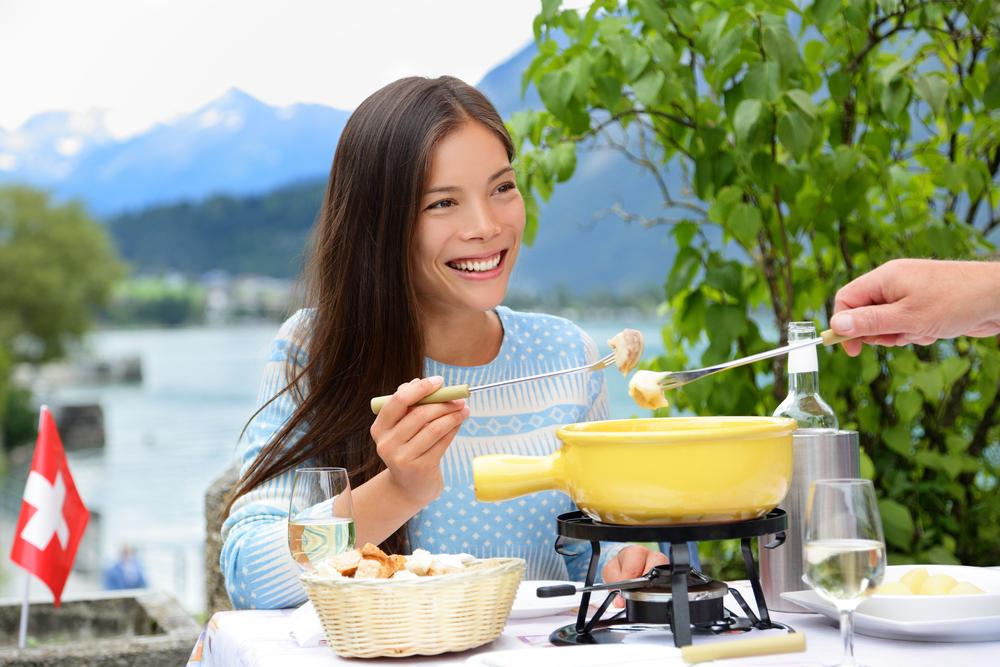 Choosing the Perfect Fondue Pot for Your Needs