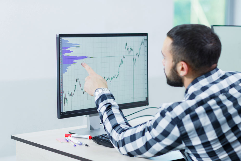 Choosing the Right Management Software: Key Insights and Benefits